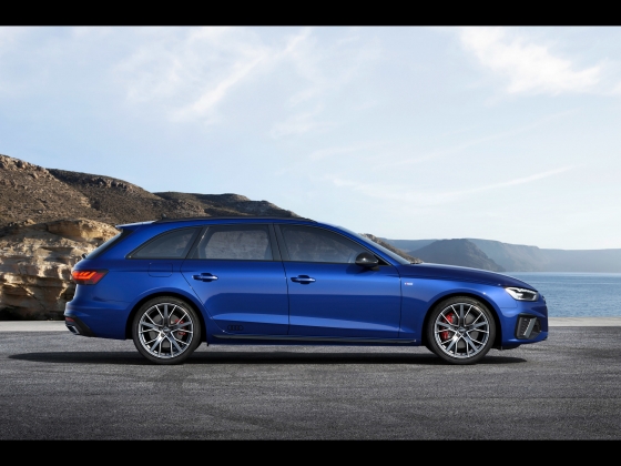 Audi A4 Avant S line competition plus [2022] 004
