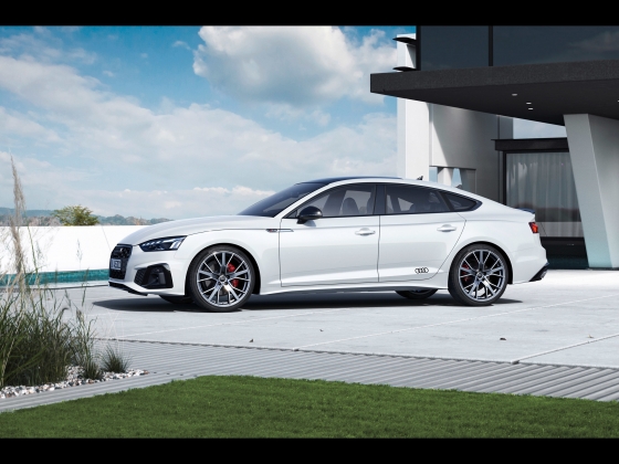 Audi A5 Sportback S line competition plus [2022] 002