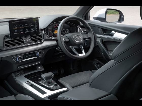 Audi Q5 50 TFSI e quattro S line [2021] 005