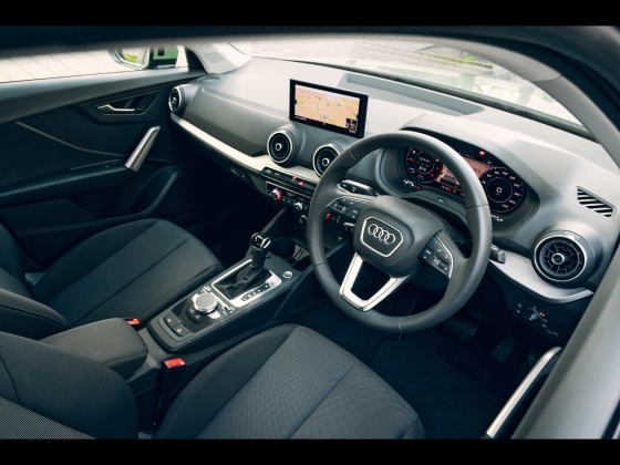 Audi Q2 35 TFSI advanced [2021] 003
