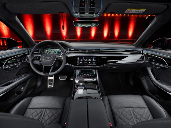 Audi A8 [2022] 004