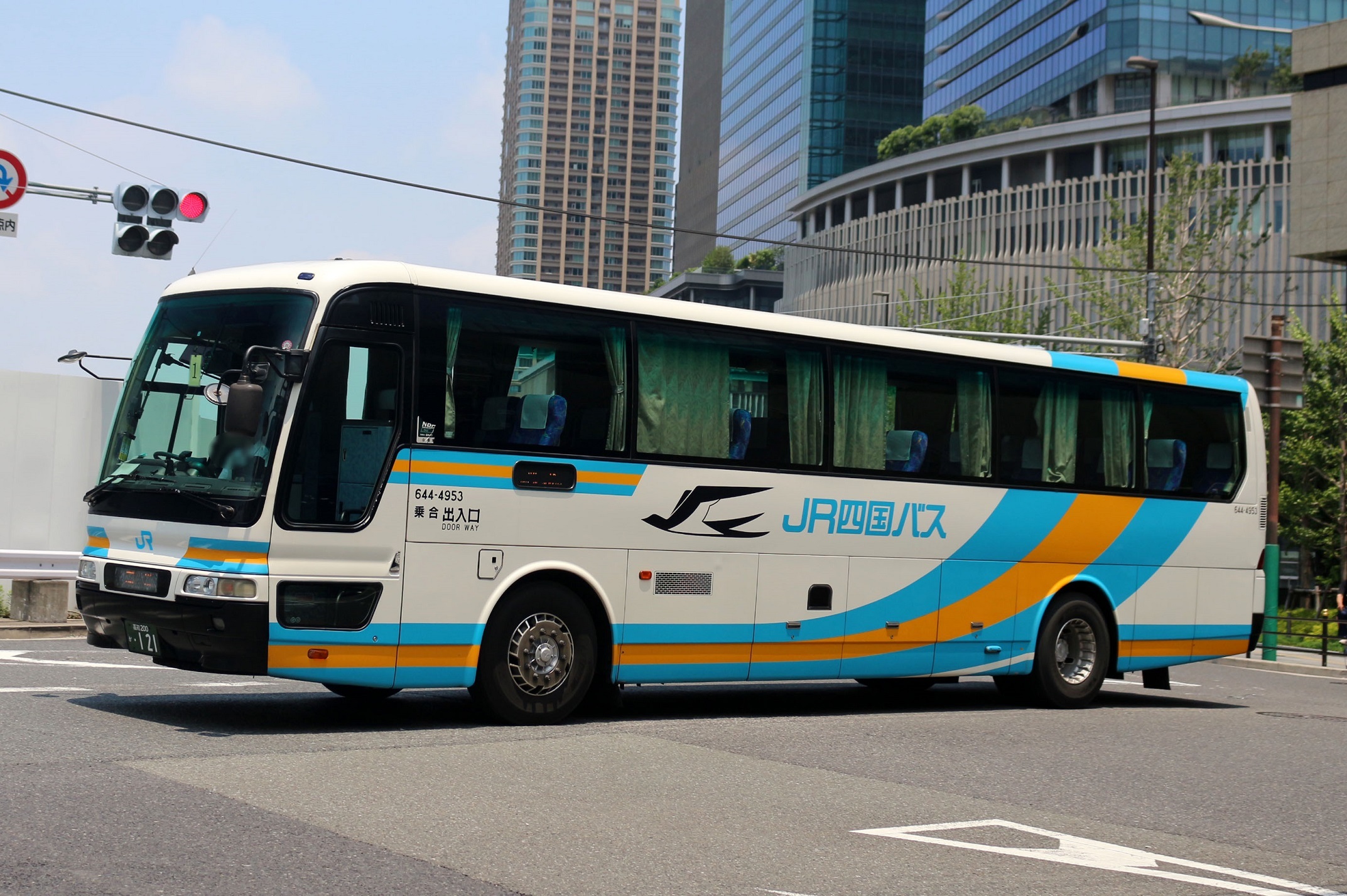 JR四国バス 644-4953