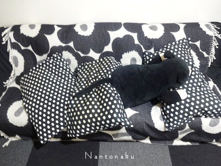 Nantonaku 枕は３個　