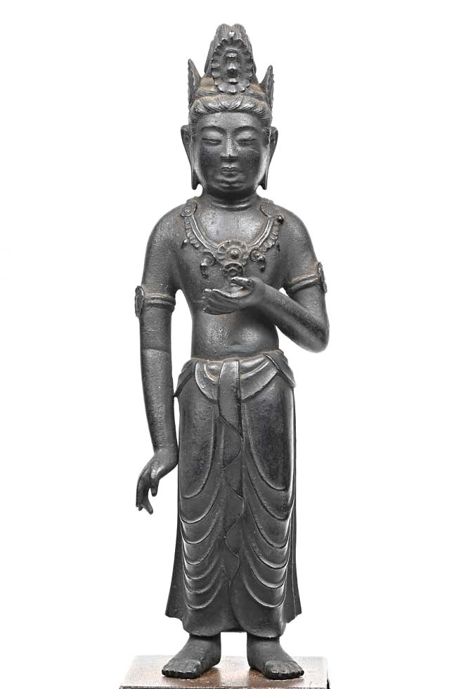 トピックス～個人蔵の小金銅仏が、重文観音像(大津・真光寺蔵)と一対像 