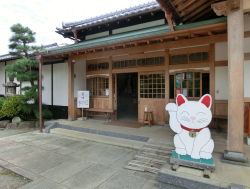 豪徳寺　招き猫の看板　世田谷線の旅７