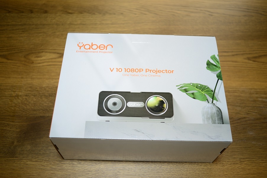 廃番・完売 美品‼️ YABER V10プロジェクター10000lmホームプロジェクター プロジェクター