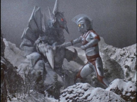 『ウルトラマンＡ』　第42話　「冬の怪奇シリーズ　　神秘！ 怪獣ウーの復活」