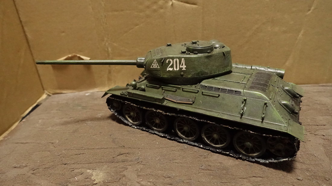 ドラゴン DR6066 ソ連軍 T-34/85 Mod.1944 その７