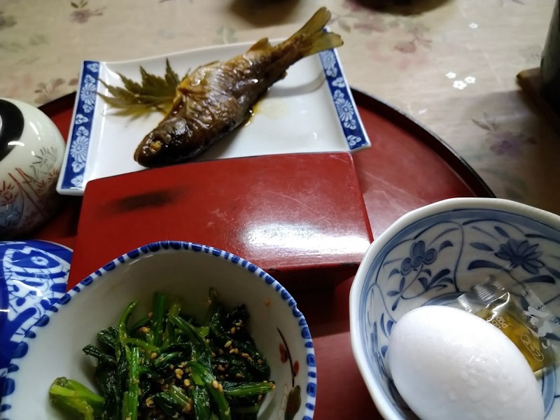 朝食＿鮎煮魚